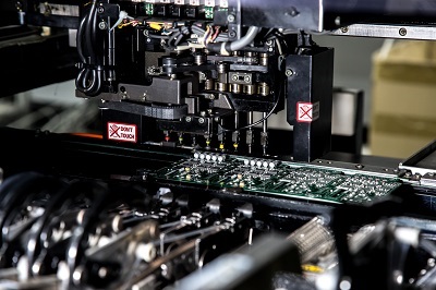 SMT高速贴片机的操作 SMT高速贴片机的操作