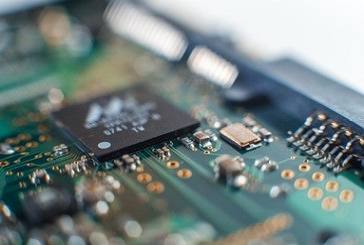 SMT贴片表组装印制电路板的特点